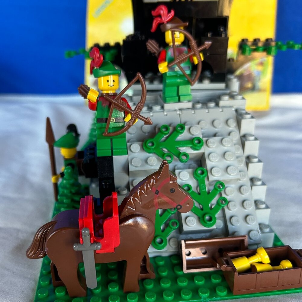 1987 Lego 6066 Camouflaged Outpost Complete with Manual - Picture 4 of 14